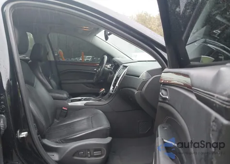 2013 Cadillac Srx Luxury Collection z USA, uszkodzony, nr VIN 3GYFNCE33DS620060